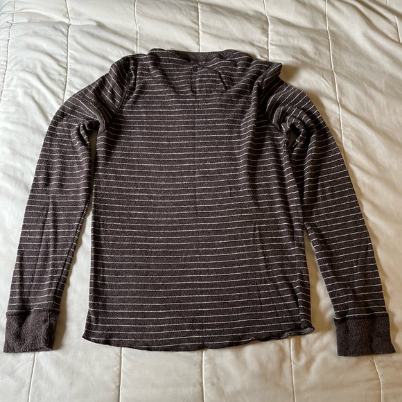 Hollister men’s long sleeve vintage pull over size M brown and white striped - Picture 3 of 4